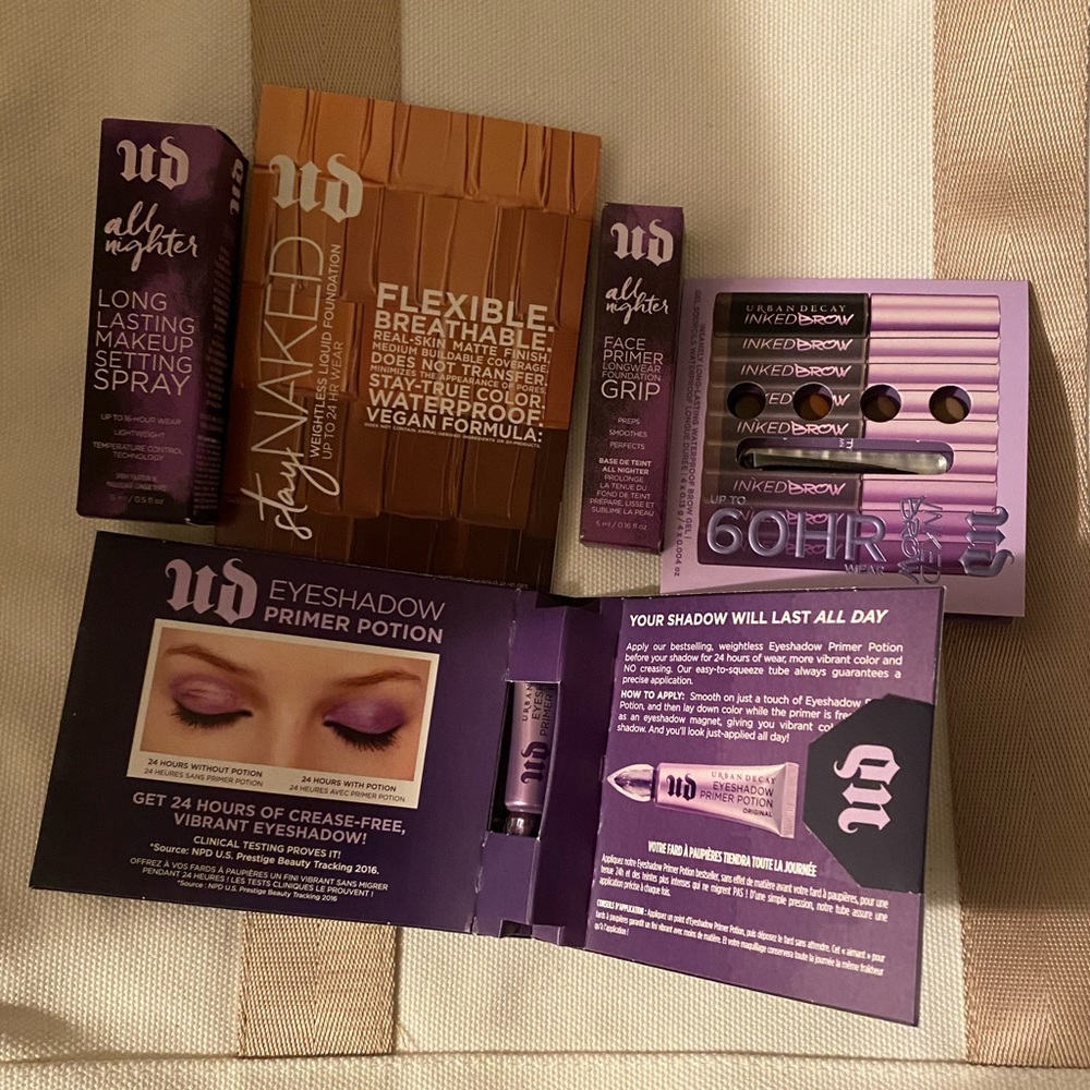 ****NEW***  URBAN DECAY Bundle